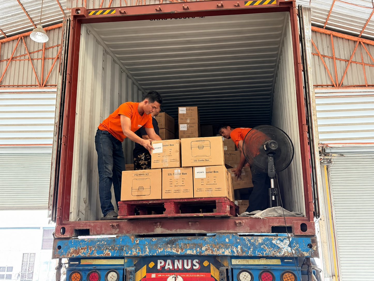 โกดังใหม่_ptcargo_ใหญ่มาก