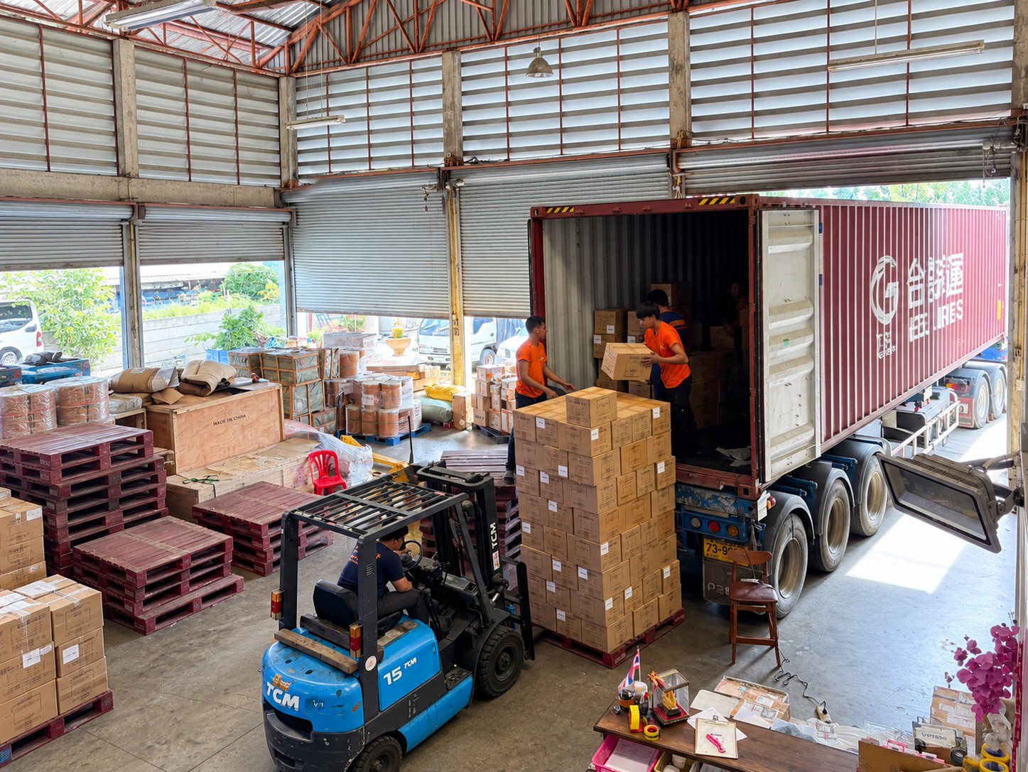 โกดังใหม่_ptcargo_ใหญ่มาก